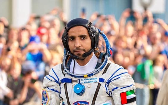 Astronaut zo Spojených arabských emirátov.