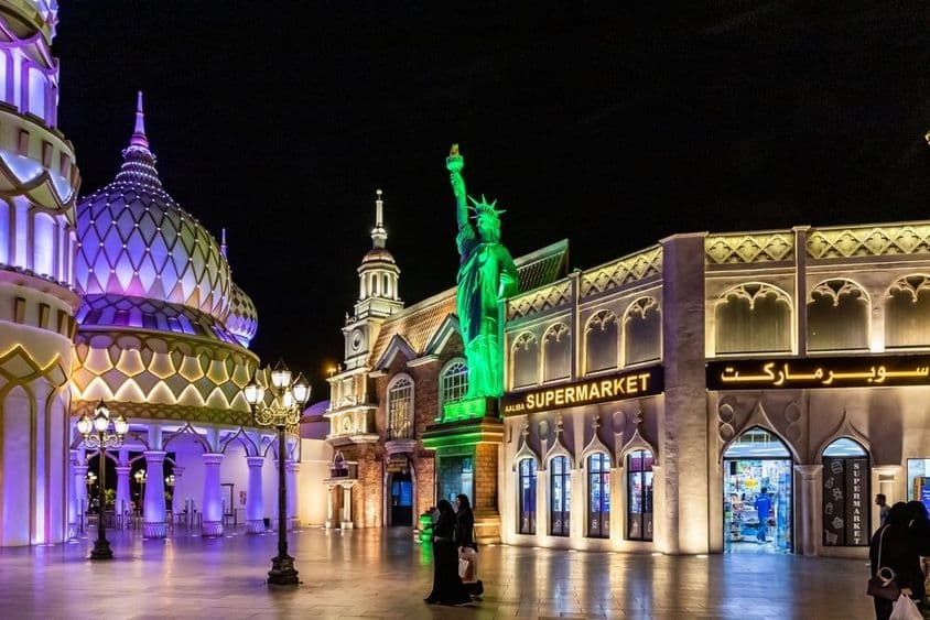 Sekcia Global Village s Sochou slobody.