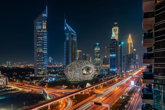 Cesta Sheikh Zayed Road.