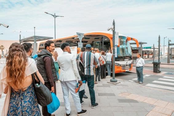 Dubaj autobusová stanica.