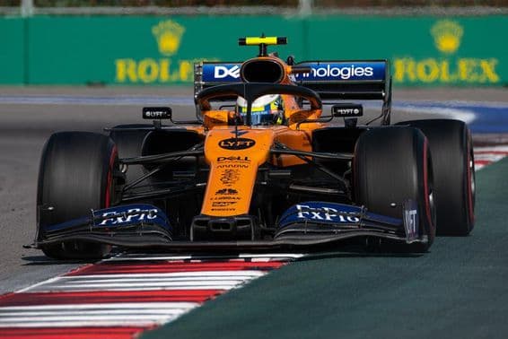 McLaren formula 1 auto.
