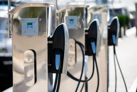 Nabíjačky na elektrické automobily.