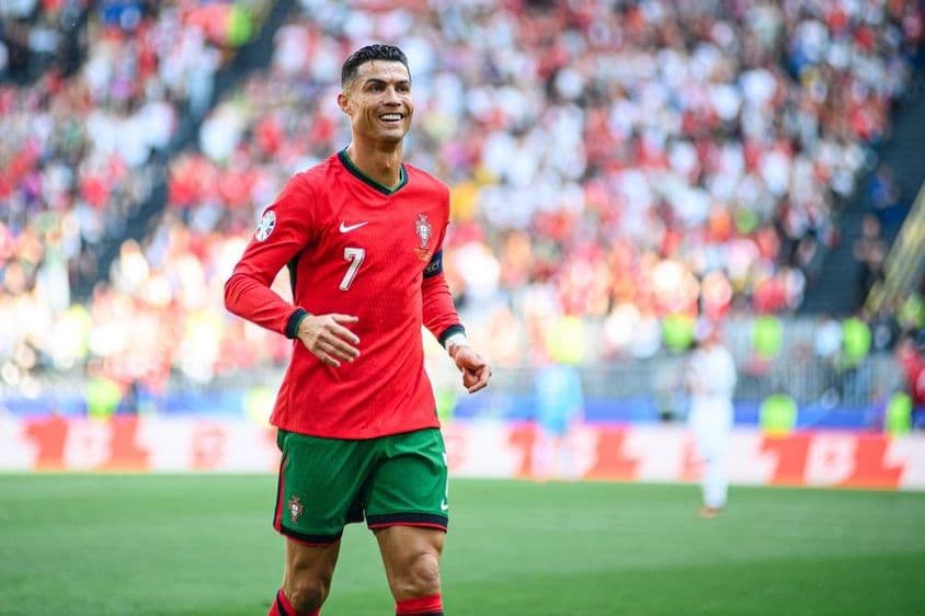 Cristiano Ronaldo v Signal Iduna Park.