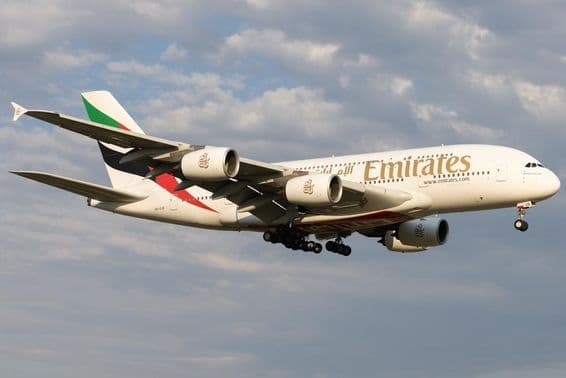Lietadlo Emirates Airbus A380-861.