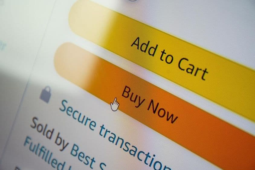 Online nakupovanie produktov na Amazone.