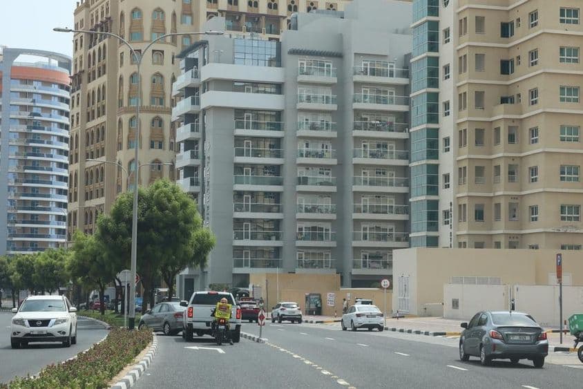 Cesta v Silicon Oasis, Dubaj.