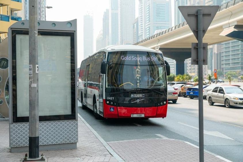 Autobus Mestského dopravného a cestného úradu (RTA) v Dubaji.