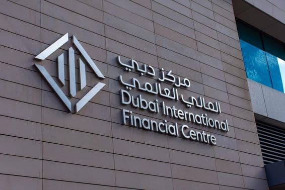 Značka a ikona Dubajského Medzinárodného Finančného Centra (DIFC).