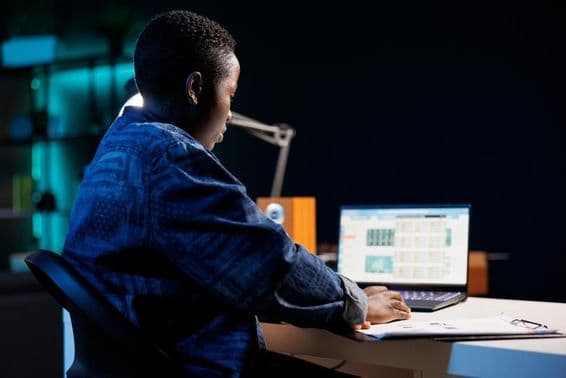 Online finančné a devízové obchodovanie.