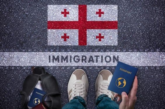 Cestovanie do Gruzínska s taškou a pasom