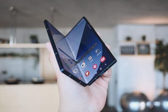 Skladací smartfón Samsung Galaxy Z Fold.