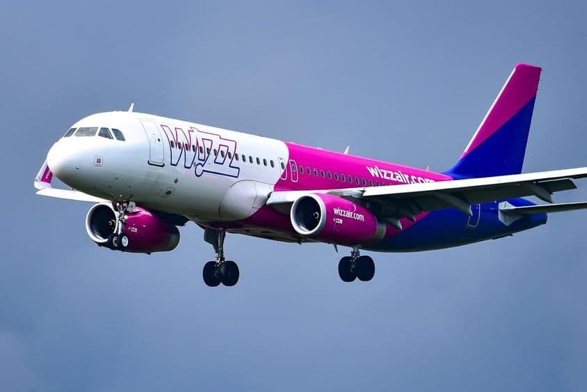 Maďarský Wizz Air HA-LYW Airbus A320.