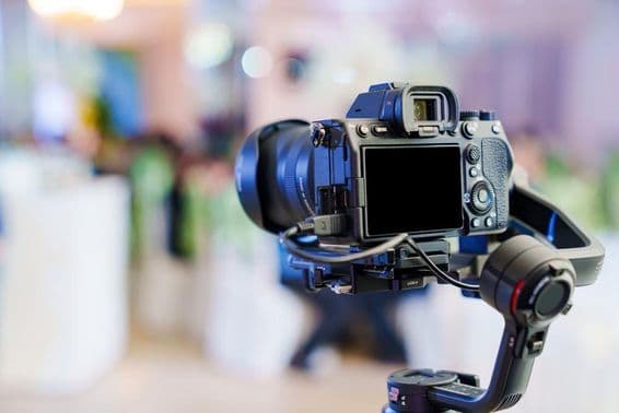 Profesionálny fotoaparát.