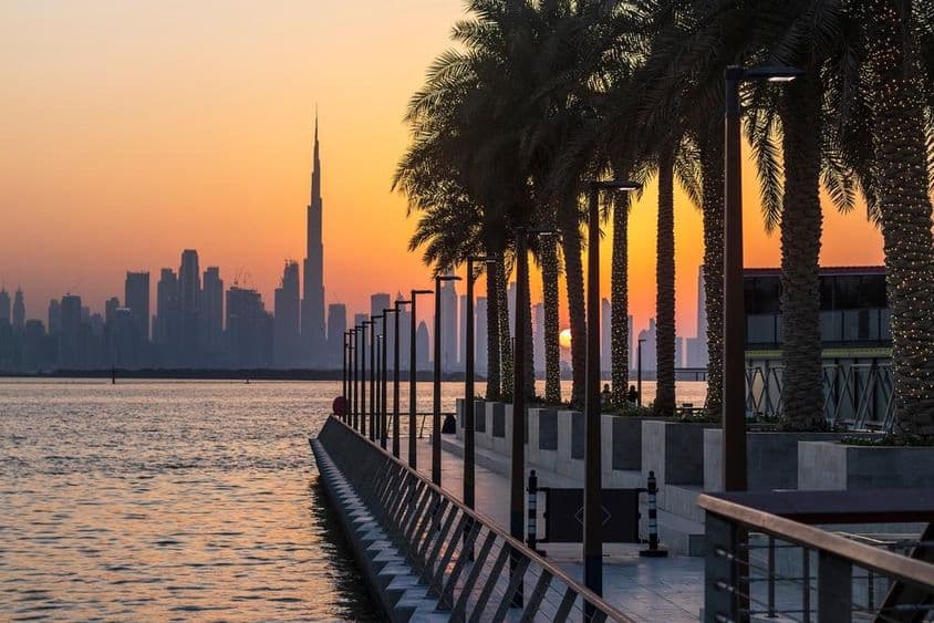 Pohľad na Dubaj z prístavu Dubai Creek.