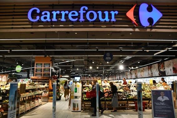 Carrefour v nákupnom centre Galeria.