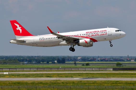 Lietadlo Air Arabia Airbus A320-200 A6-AOO.