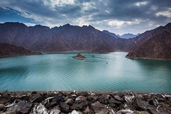Jazero Ajman Hatta v Masfoute.