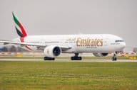 Emirates Boeing 777-31H (ER) REG: A6-ENE na Letisku Václava Havla Praha.