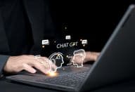 ChatGPT konverzácia s umelou inteligenciou.