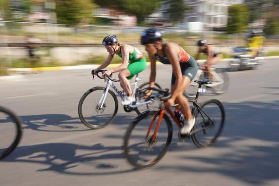 Šprint triatlonu a šampionát štafetových cyklistických pretekov v Európe.