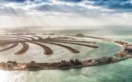 Dubajský ostrov Palm Jumeirah, Spojené arabské emiráty.