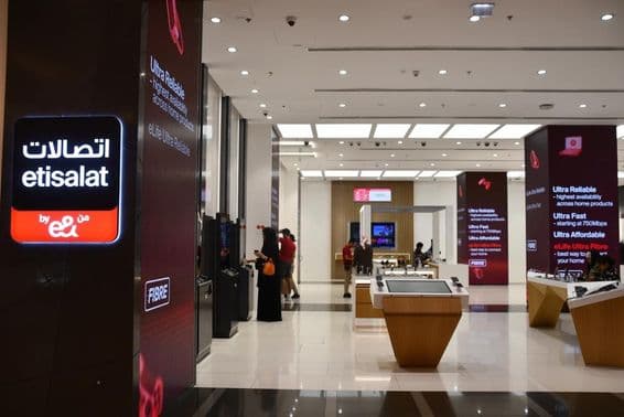 Etisalat, Yas Mall, Yas Island, Abú Zabí, Spojené arabské emiráty.