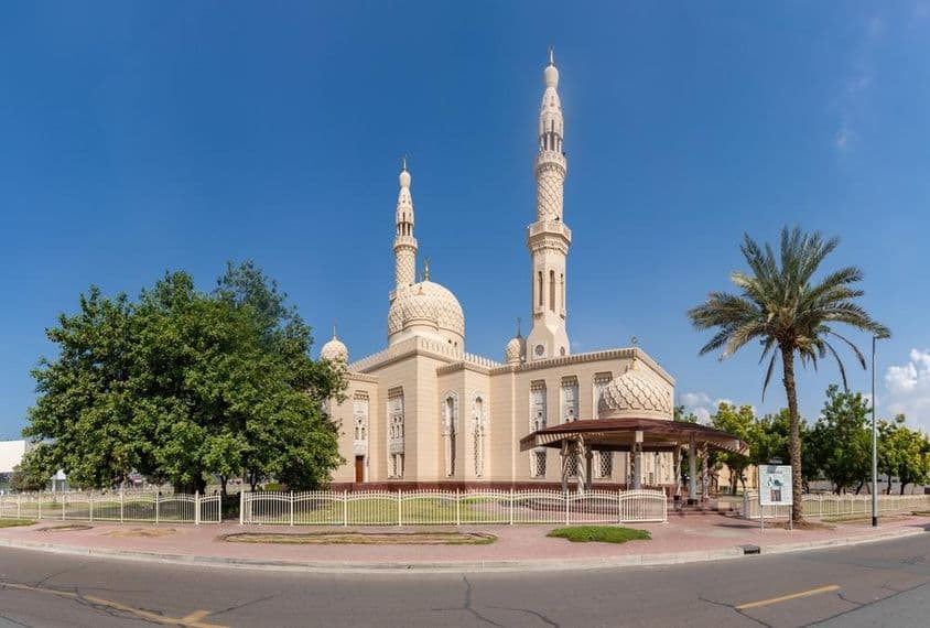 Mešita Jumeirah v Dubaji.