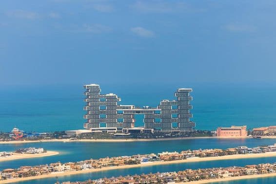 Atlantis Royale ultra-luxusný rezort na ostrovoch Palm Jumeirah.