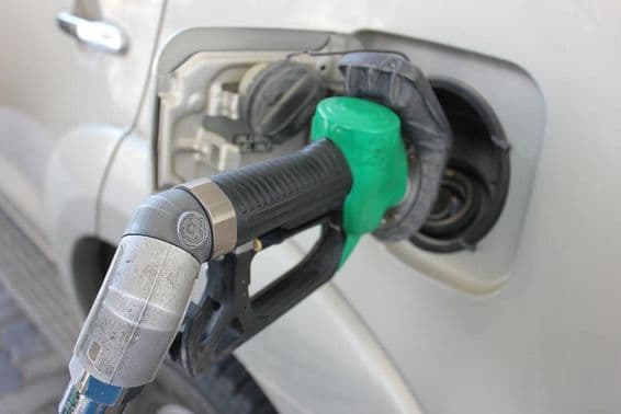 Zariadenie benzínovej pumpy na čerpacej stanici.