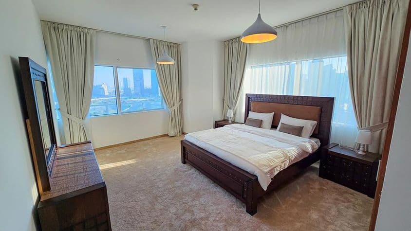Spálňa so zariadením veľkou posteľou King-size apartmán