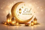 Zlatý lampión s motívom polmesiaca počas večierku