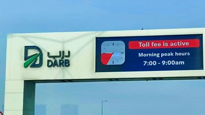 Systém mýtnych brán DARB v Abu Dhabi.