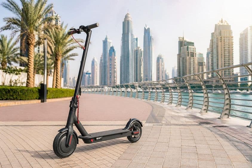 Dubajská doprava e-kolobežiek