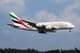 Cestujúce lietadlo Emirates Airlines